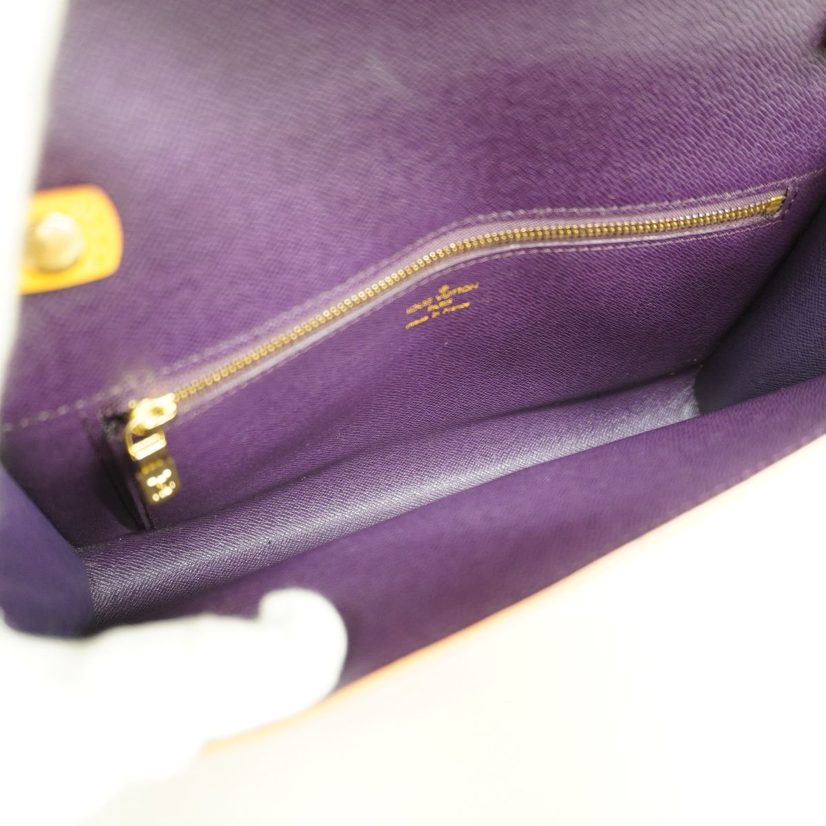 Louis Vuitton Shoulder Bag Epi Arche Jaune — view 4
