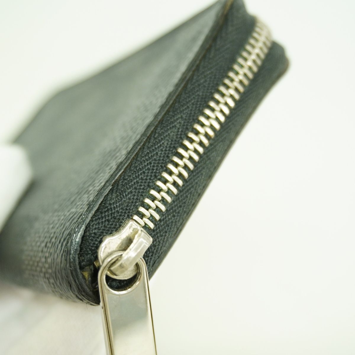 Louis Vuitton Coin Purse Damier Graphite Zippy Black Gray — view 7
