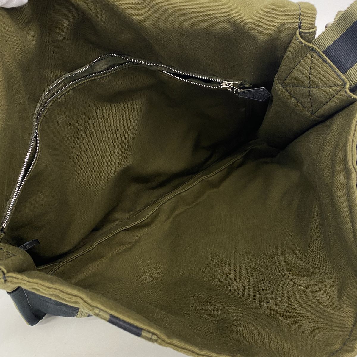 Hermes Shoulder Bag Fourre Tout Besace MM Canvas Black Khaki Silver — view 4