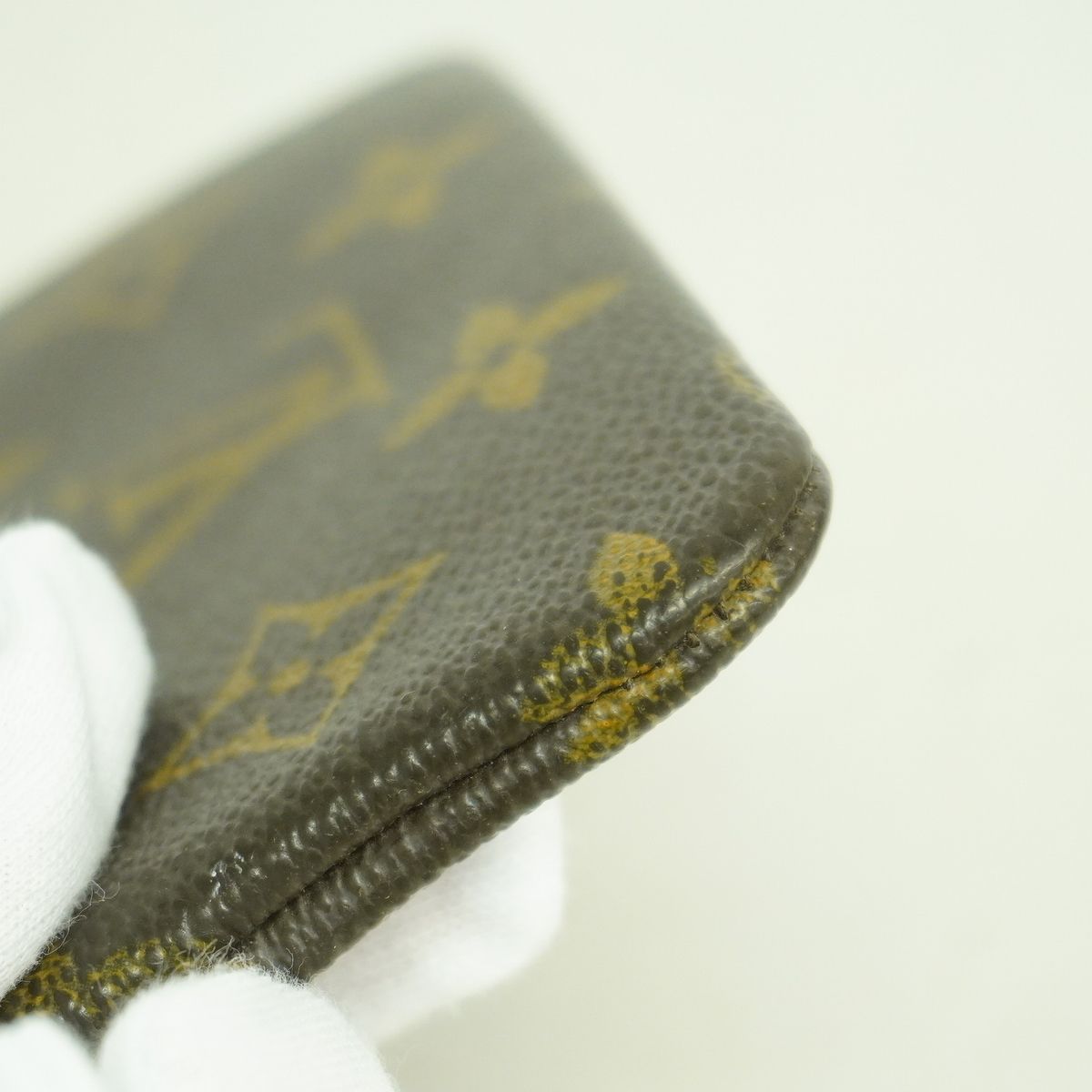 Louis Vuitton Coin Purse Monogram Pochette Cles Brown — view 5