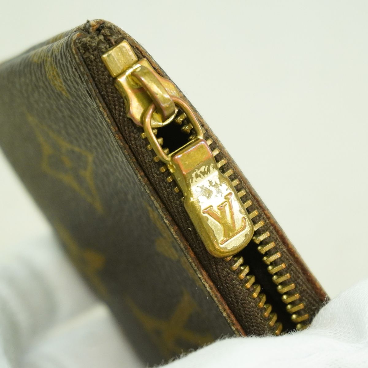 Louis Vuitton Coin Purse Monogram Pochette Cles Brown — view 6