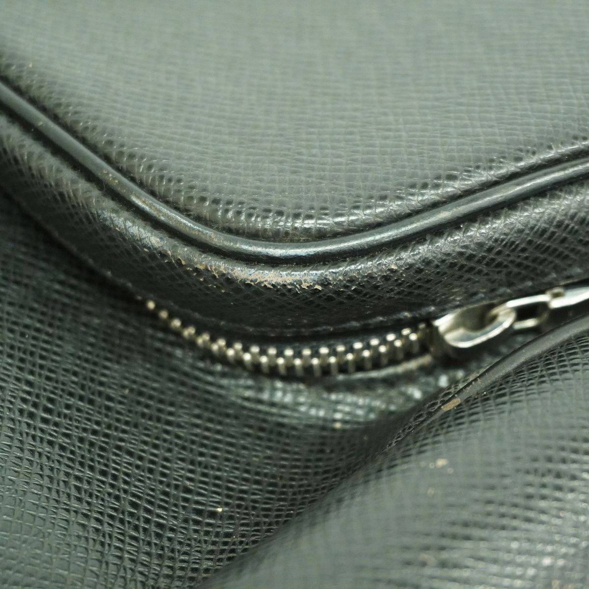 Louis Vuitton Backpack Taiga Cassiar Ardoise — view 8
