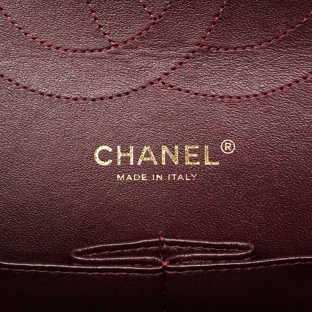 Chanel Shoulder Bag Maxi Quilted Caviar Leather Black Gold — view 5