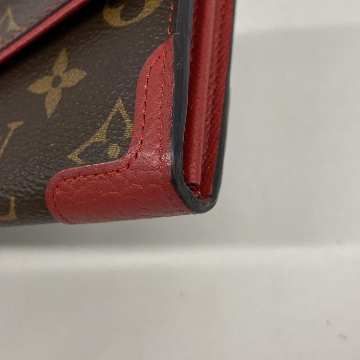 Louis Vuitton Wallet Monogram Portefeuille Sarah Retiro Cerise — view 6