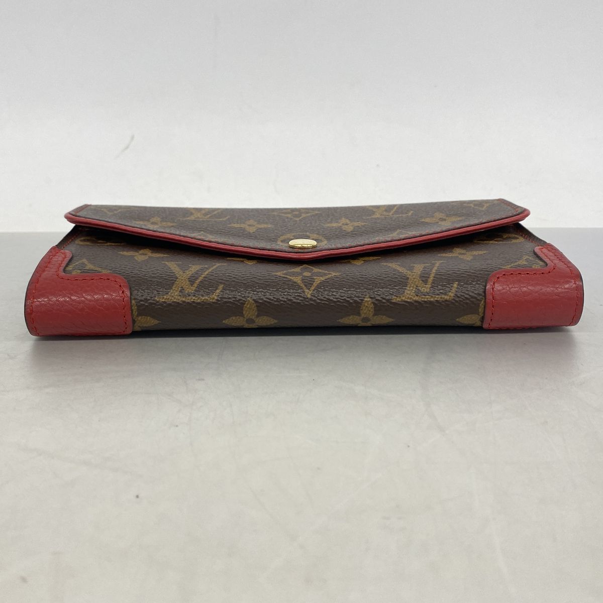 Louis Vuitton Wallet Monogram Portefeuille Sarah Retiro Cerise — view 2