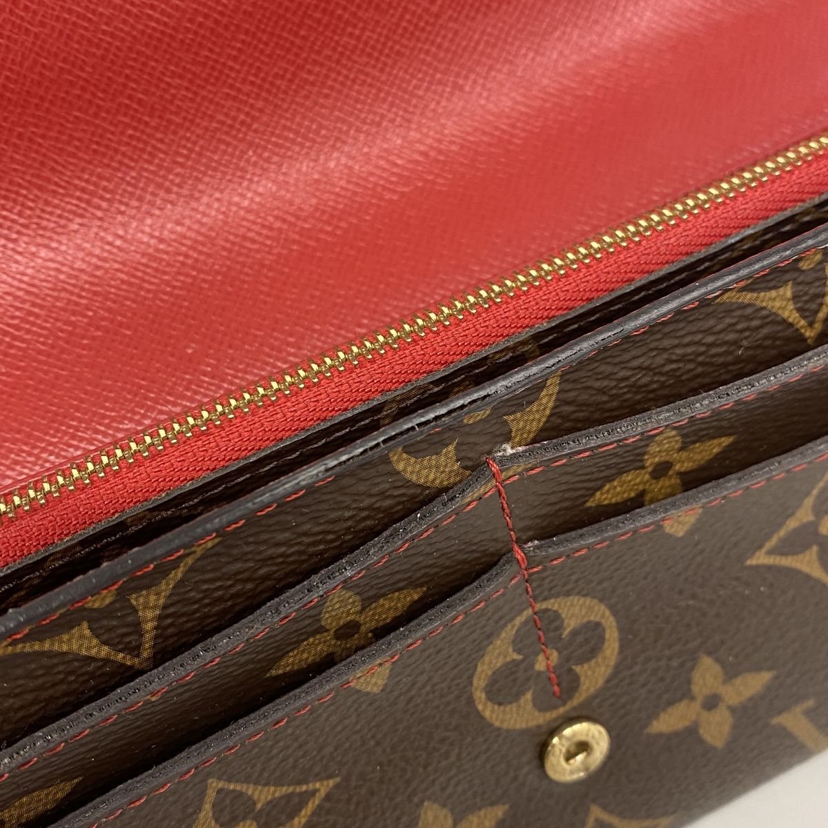 Louis Vuitton Wallet Monogram Portefeuille Sarah Retiro Cerise — view 8