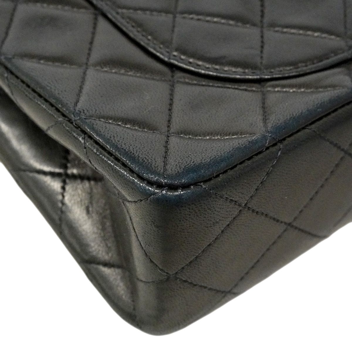 Chanel Shoulder Bag Quilted Lambskin Black Gold — view 6