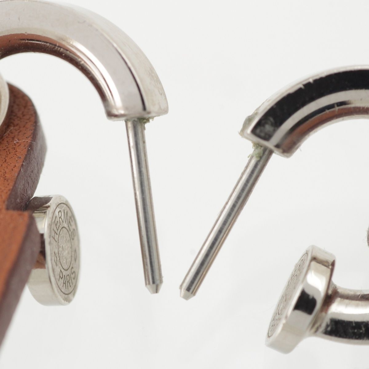 Hermes O'Kelly Cadenas Metal Swift Earrings Silver Gold Brown — view 7