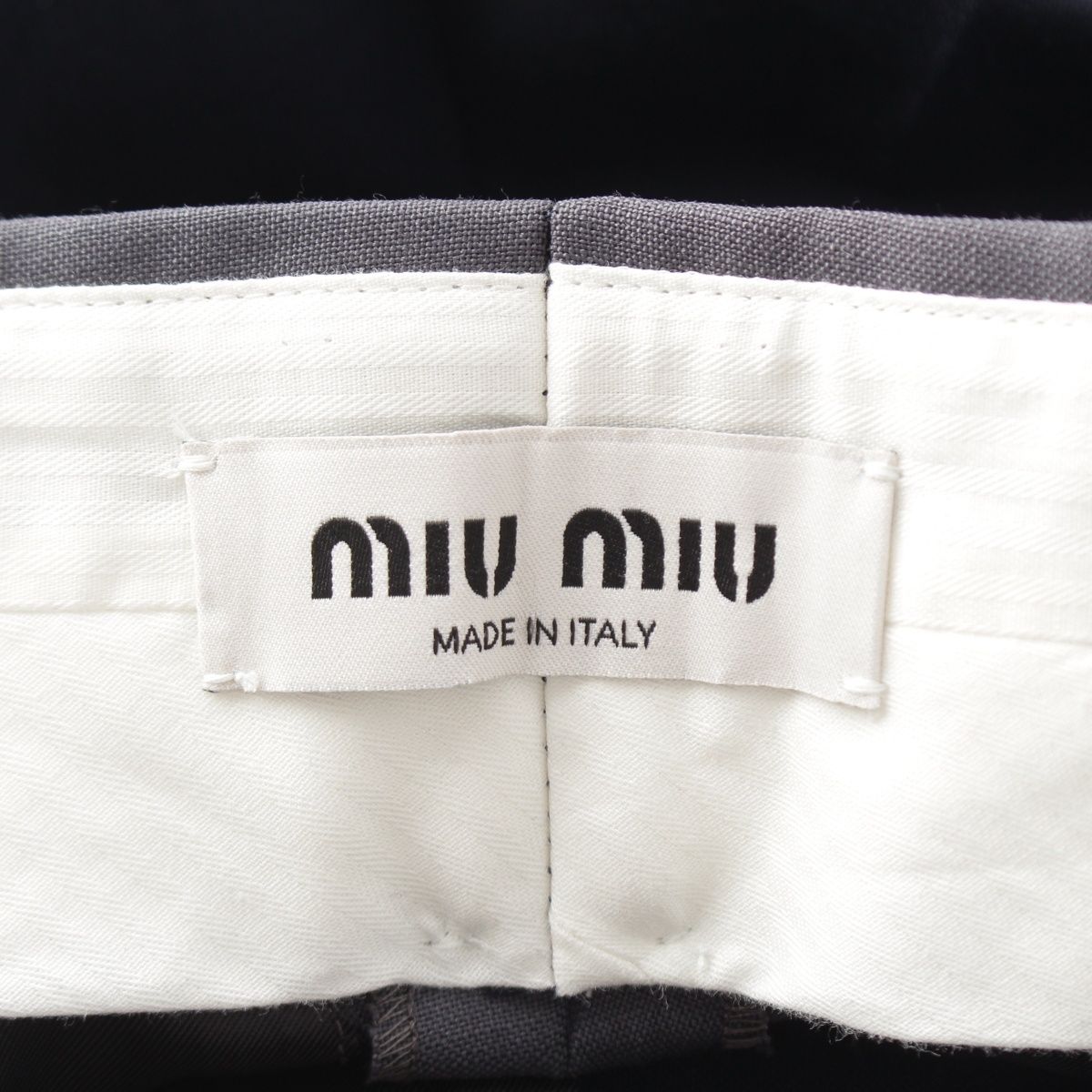Miu Miu Technical Wool Bicolor Bermuda Shorts Gray Navy — view 8