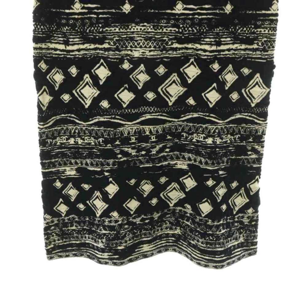 Chanel All Over Print CC Logo Fukure Knit Skirt Fitted Jacquard Navy White 38 — view 4