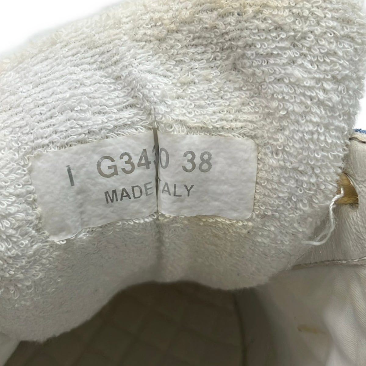 Chanel Sneakers White Blue Black CC Logo Leather — view 7