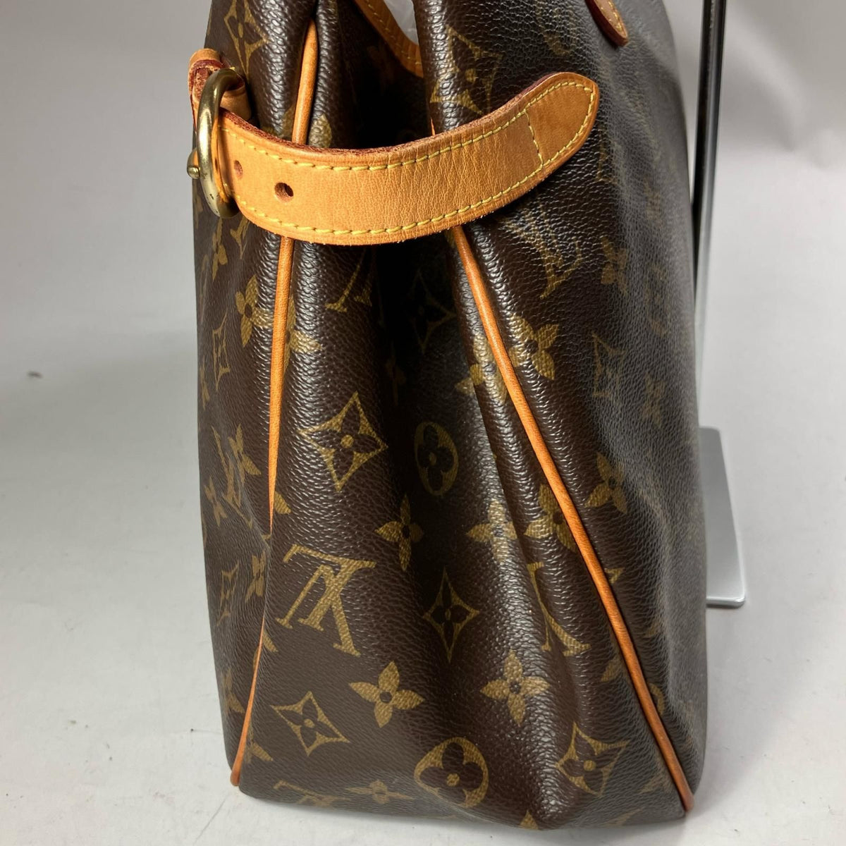 Louis Vuitton Bag Monogram Batignolles Horizon — view 4