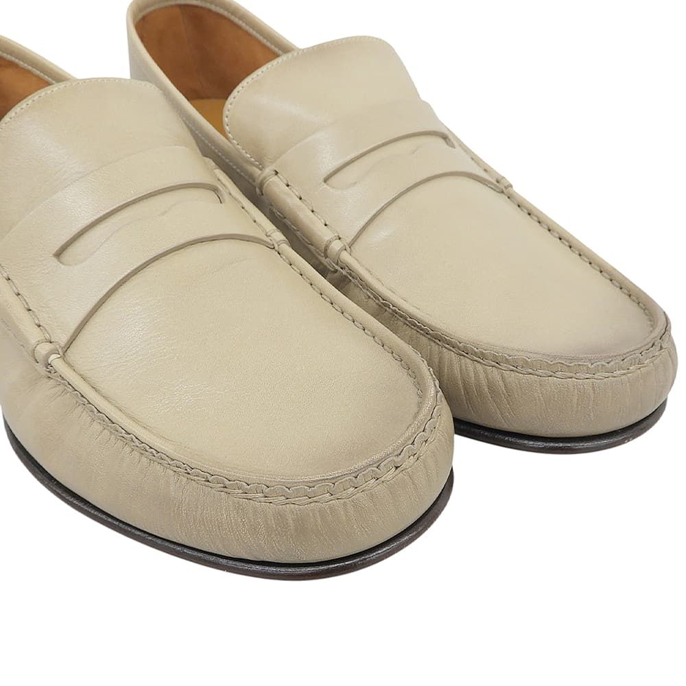 Gucci Distressed Leather Coin Loafers Shoes Beige — view 3