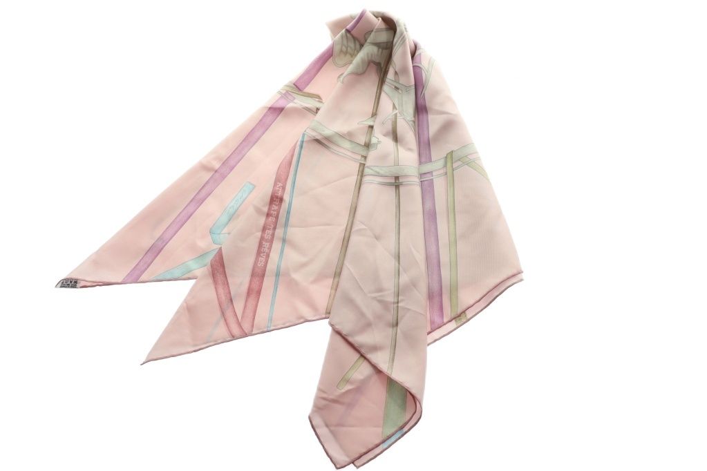 Hermes Carre 90 Scarf Silk Shawl Pink