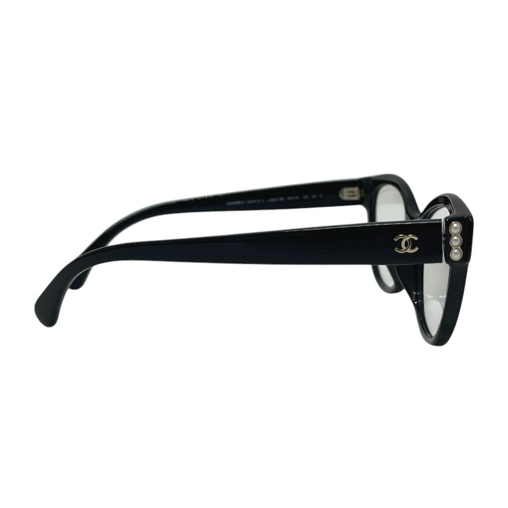 Chanel Sunglasses CC Logo Pearl Black Eyewear — view 5
