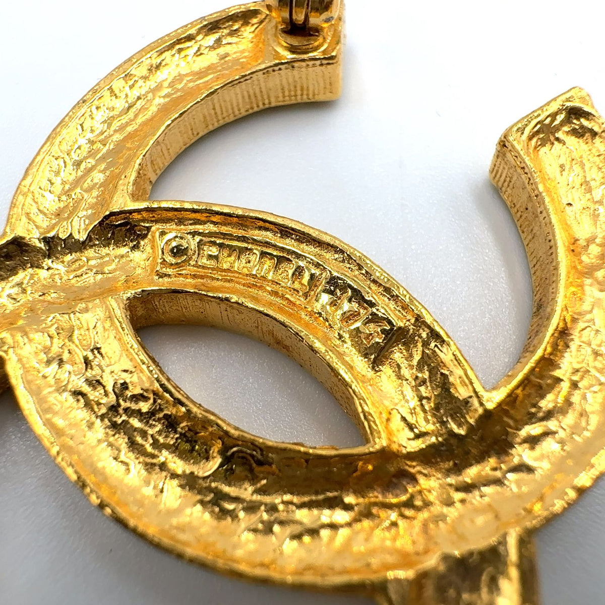 Chanel CC Logo Rhinestone Color Stone Clear Gold Brooch — view 4