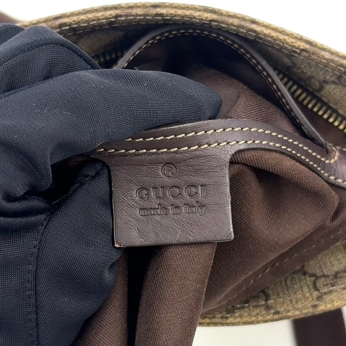 Gucci GG Supreme Leather Khaki Beige Dark Brown Shoulder Bag Gold — view 4