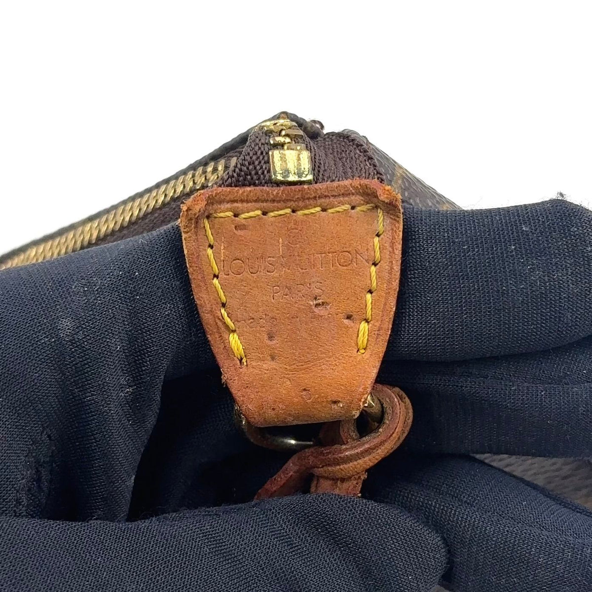 Louis Vuitton Pochette Accessoires Monogram Leather Brown Light Handbag Gold — view 4
