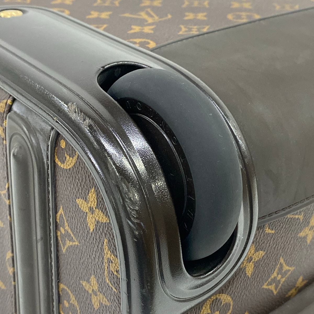 Louis Vuitton Travel Bag Monogram Pegase 50 — view 6