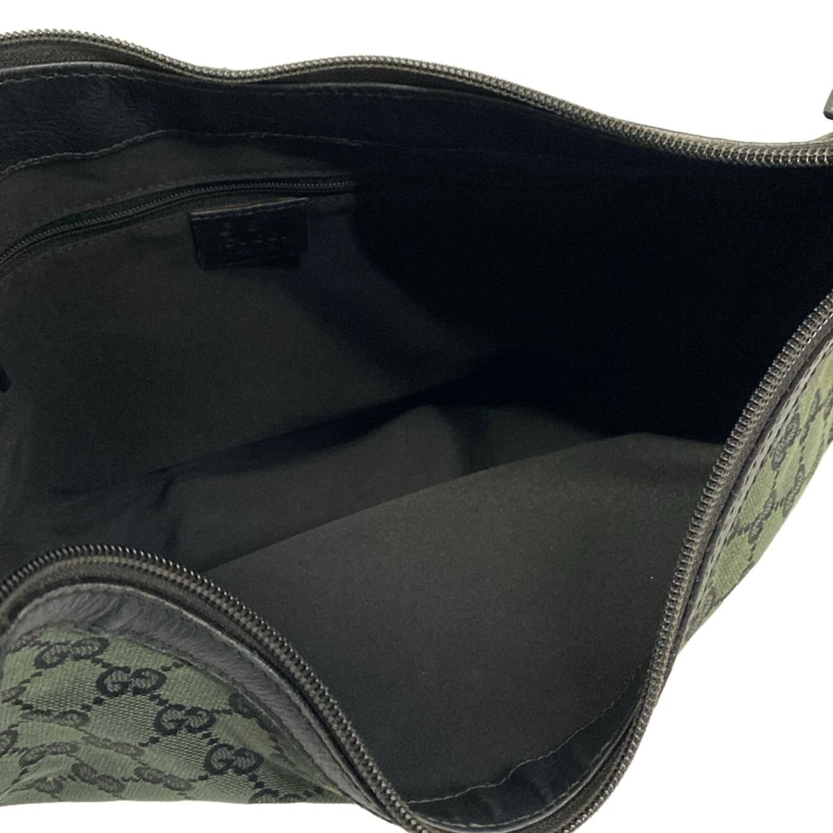 Gucci Handbag GG Pattern Green Black Leather — view 7