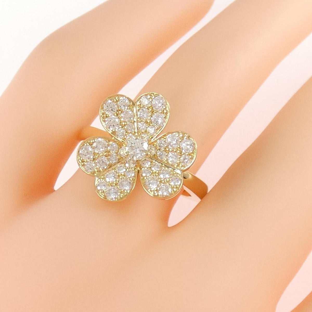 Van Cleef & Arpels Full Vol Small Ring — view 5