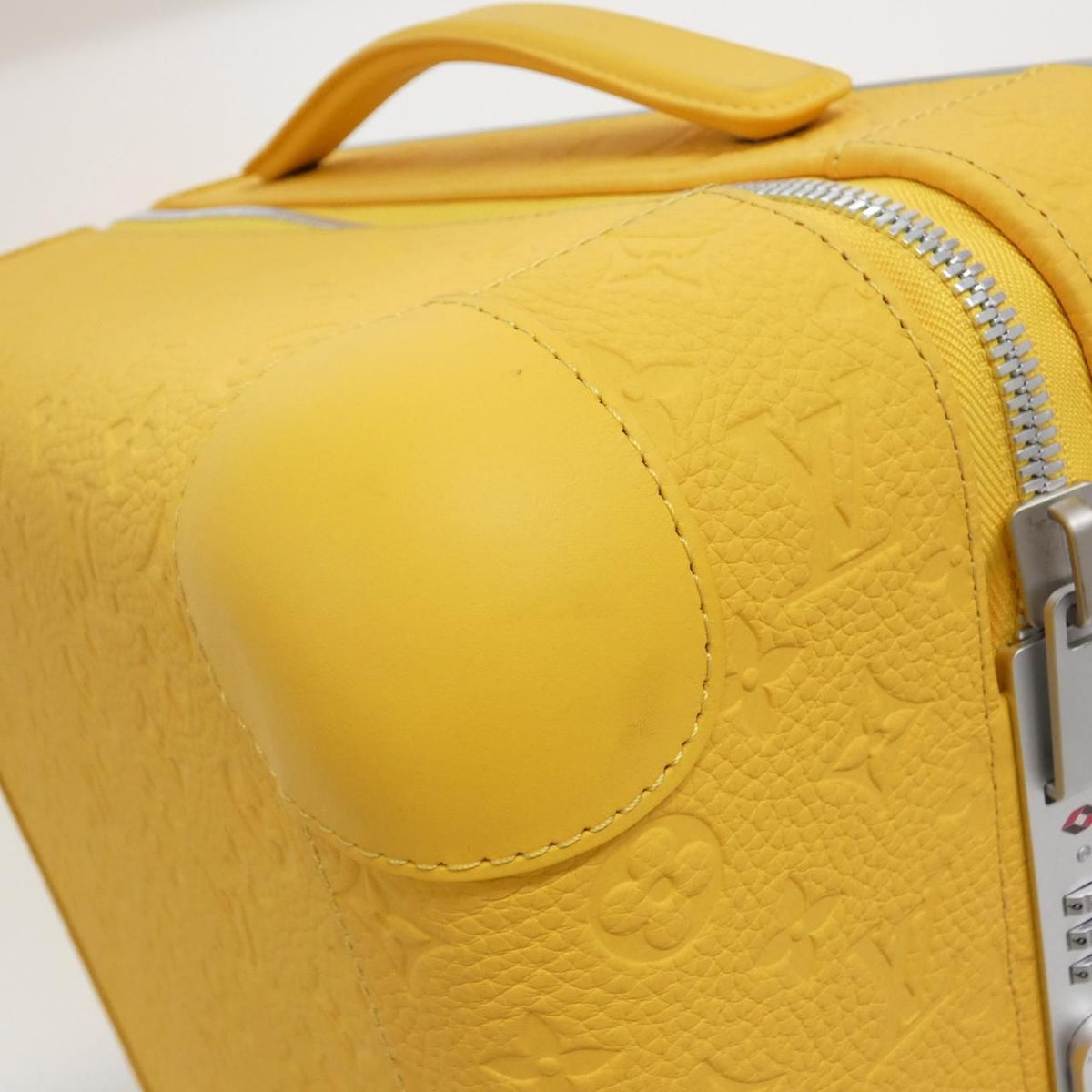Louis Vuitton Taurillon Monogram Horizon 55 Travel Bag — view 8