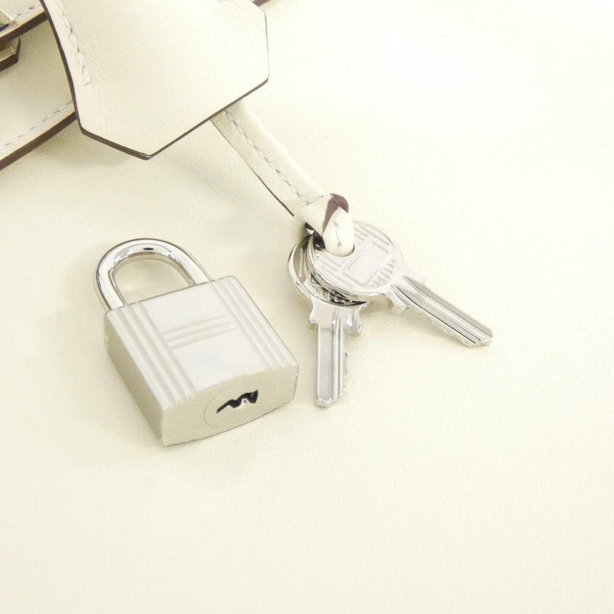 Hermes Birkin 25 Bag — view 4