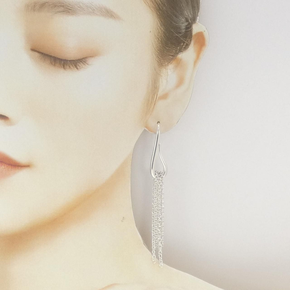 Hermes Ricole Earrings — view 4