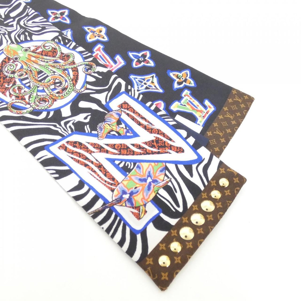 Louis Vuitton Bandeau Scarf — view 2