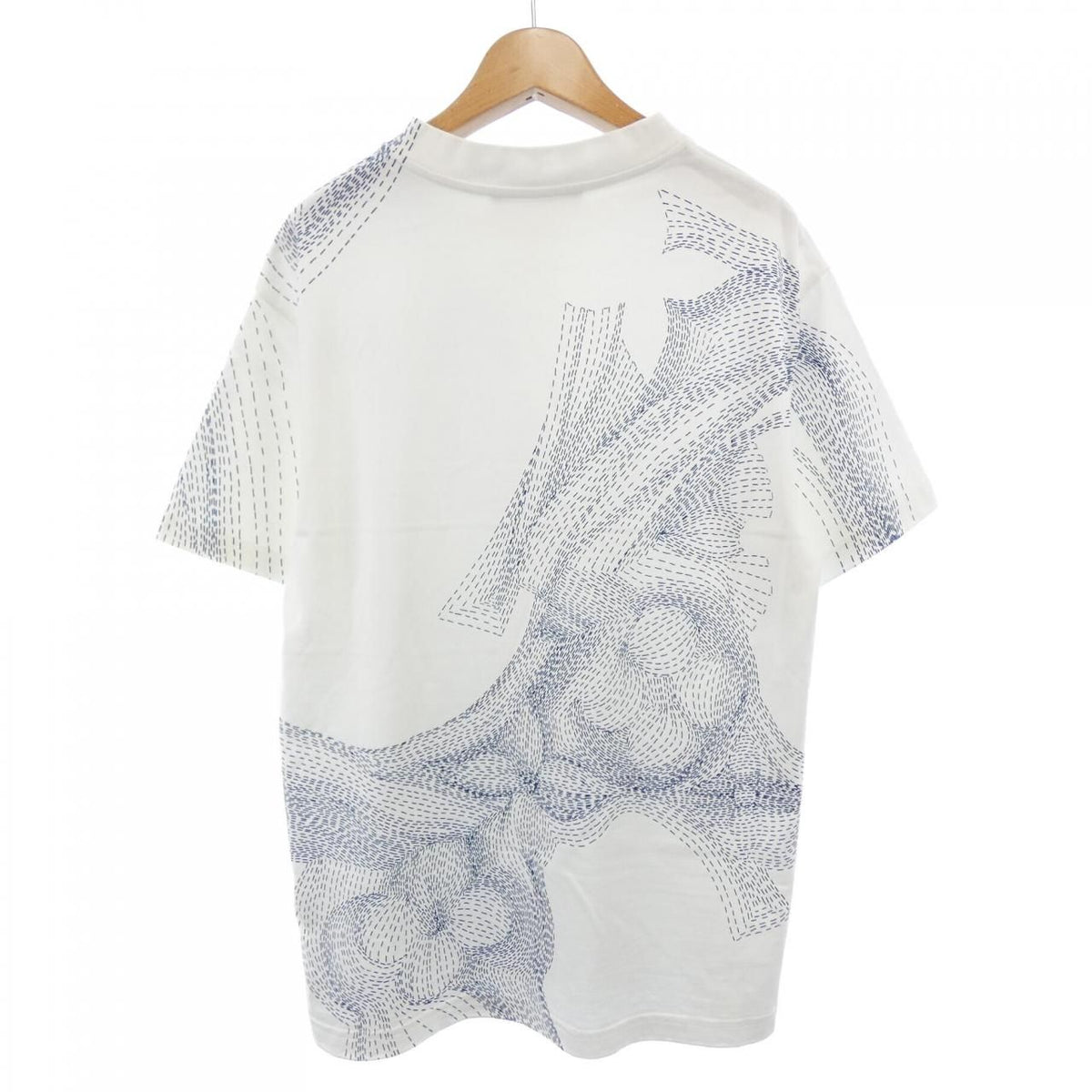 Louis Vuitton Monogram Flower Printed T-Shirt — view 2