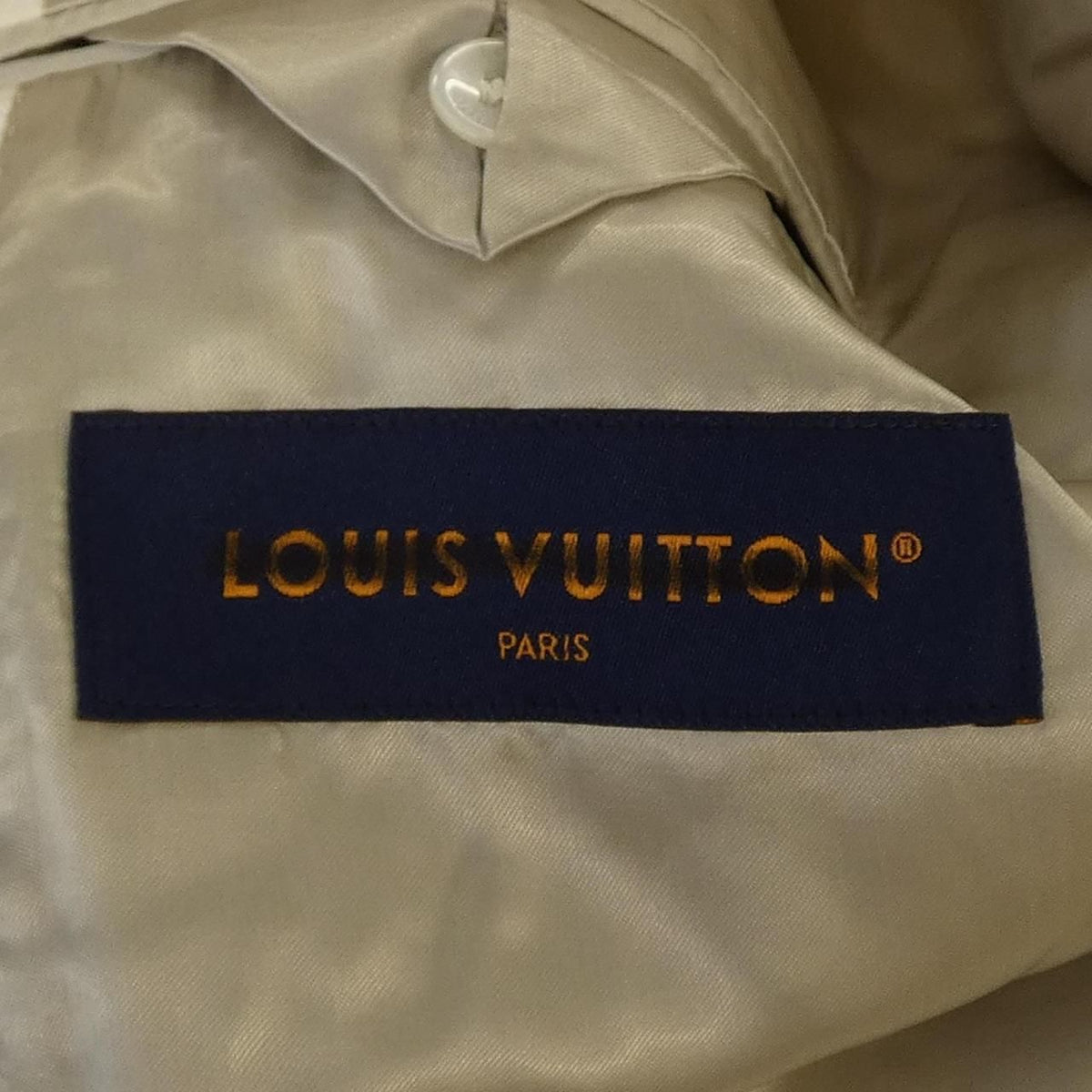 Louis Vuitton Jacket Beige — view 4