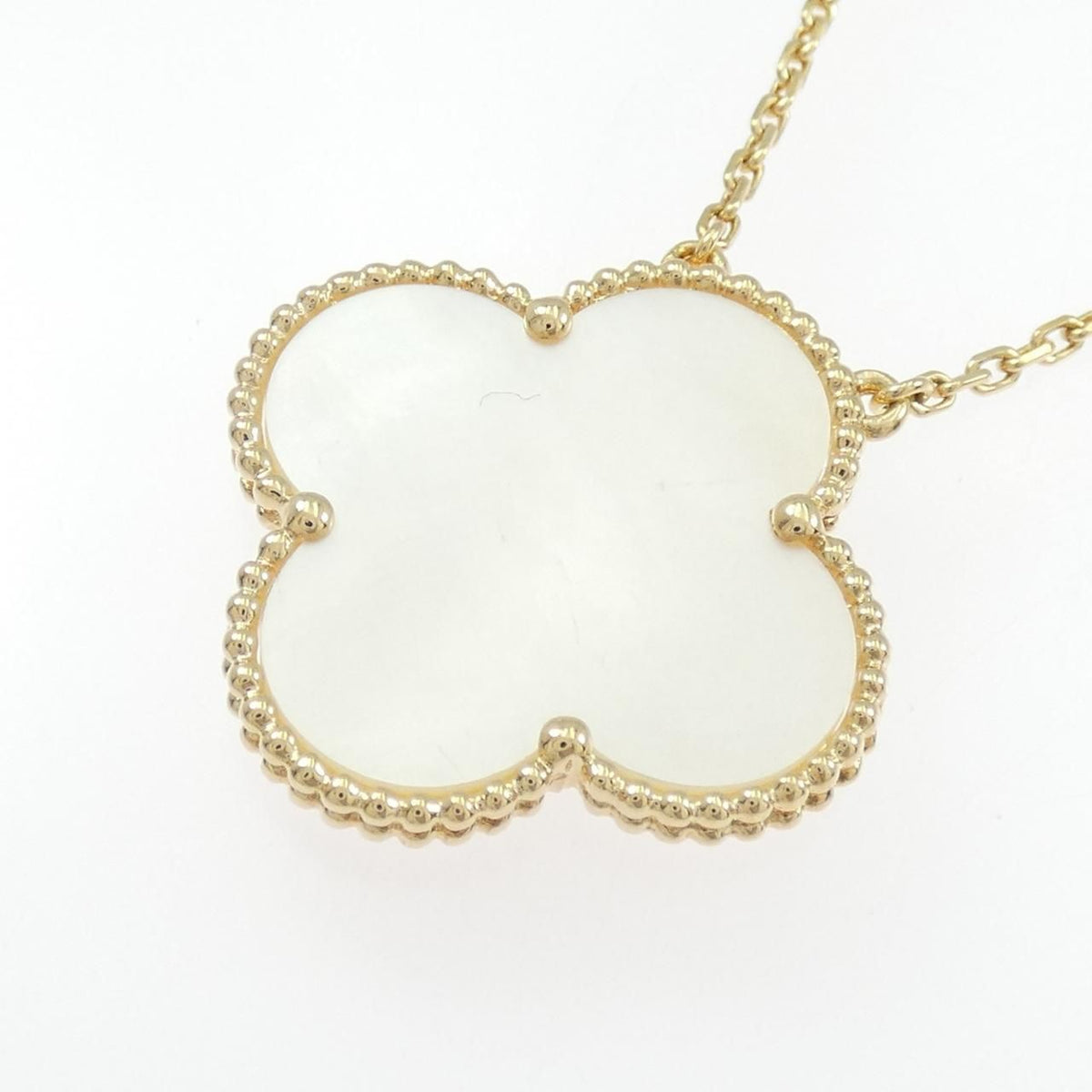 Van Cleef & Arpels Magic Alhambra Limited Necklace — view 3