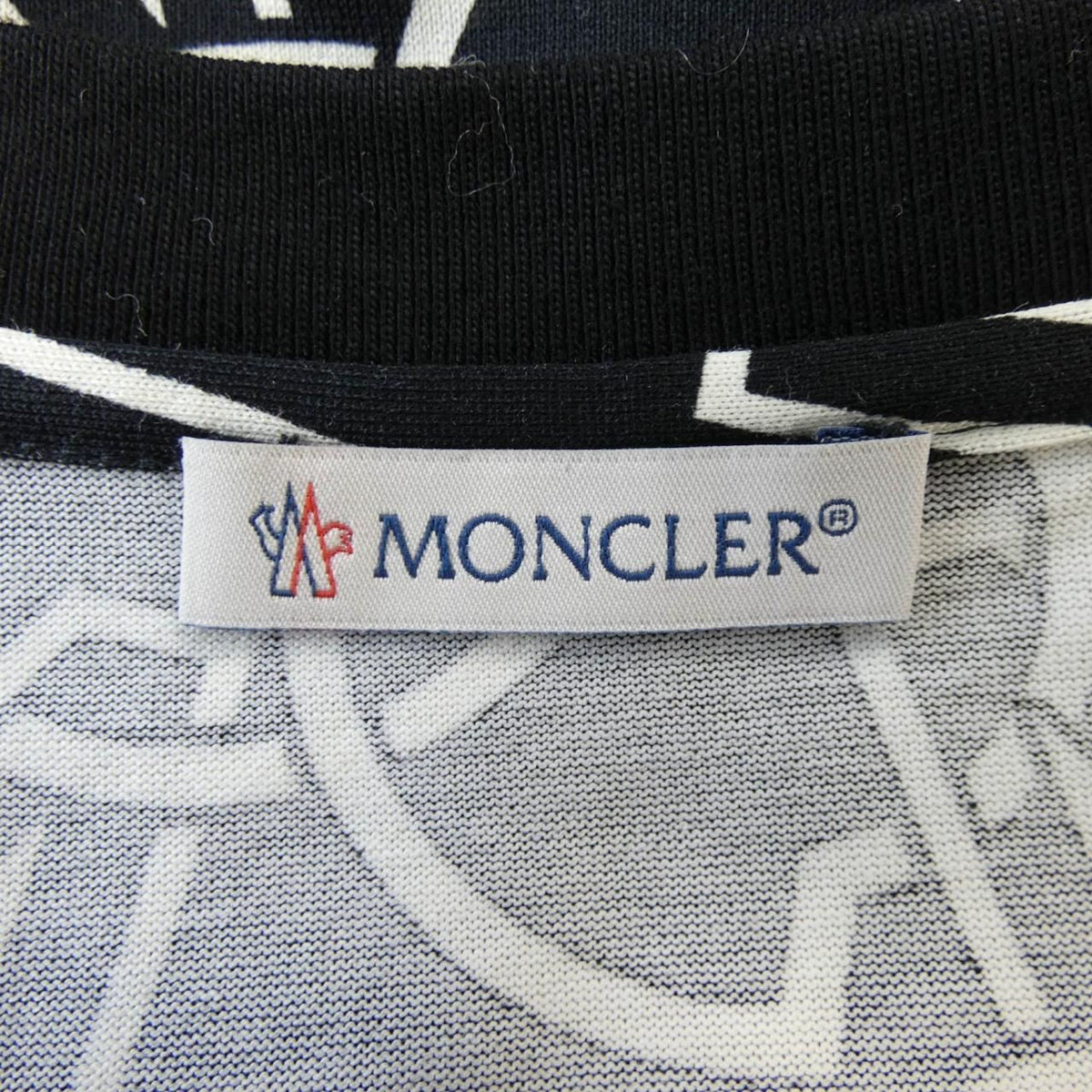 Moncler T-Shirt Black — view 4
