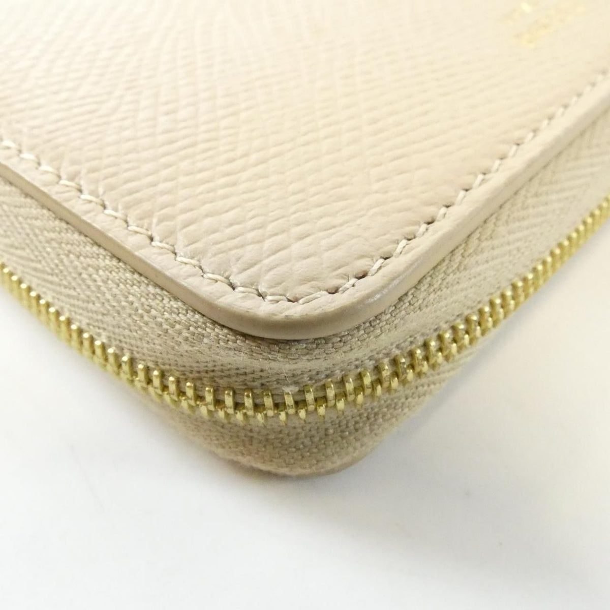 Celine Coin Purse Beige — view 4