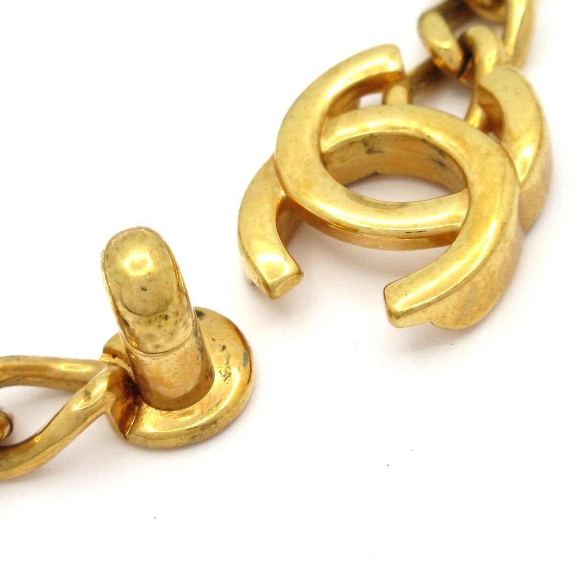 Chanel Bracelet Gold CC Logo — view 4