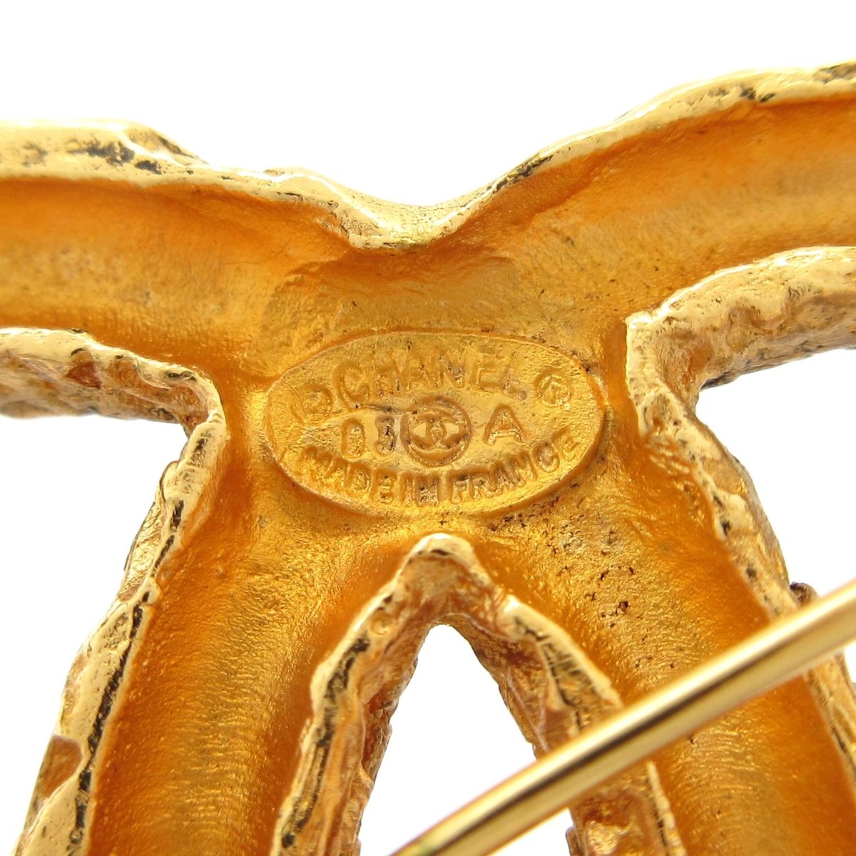 Chanel Brooch Gold CC Logo — view 3