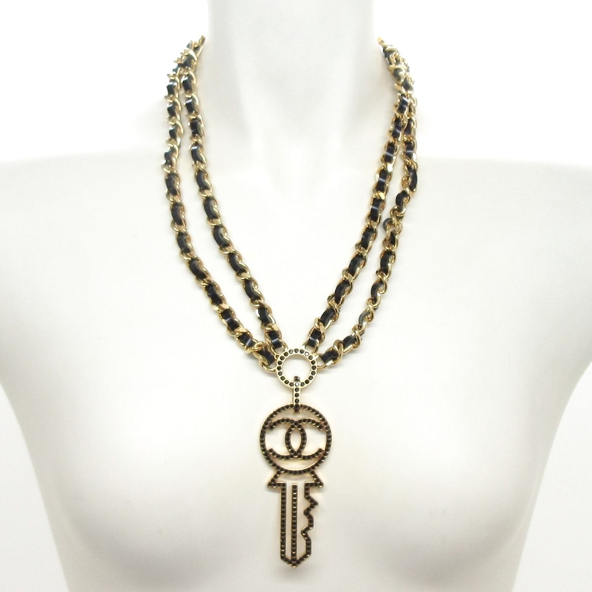 Chanel Necklace CC Logo Leather Gold Black Key — view 2
