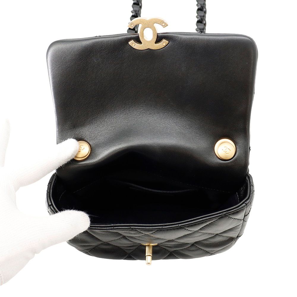 Chanel Chain Shoulder Bag Mini Quilted CC Logo Lambskin Black — view 6
