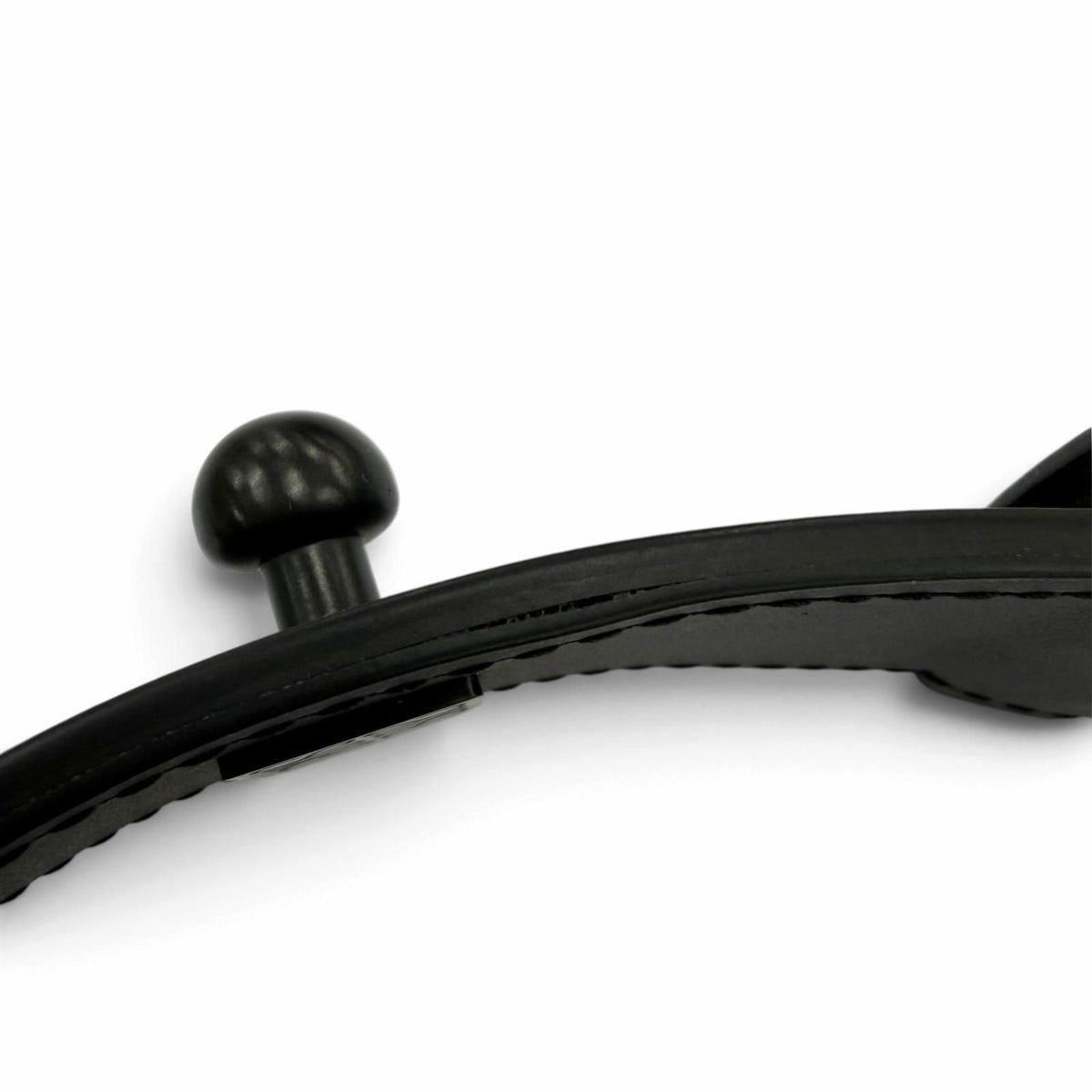 Loewe Embossed Logo Design Anagram Leather Belt Black 80/32 — view 8