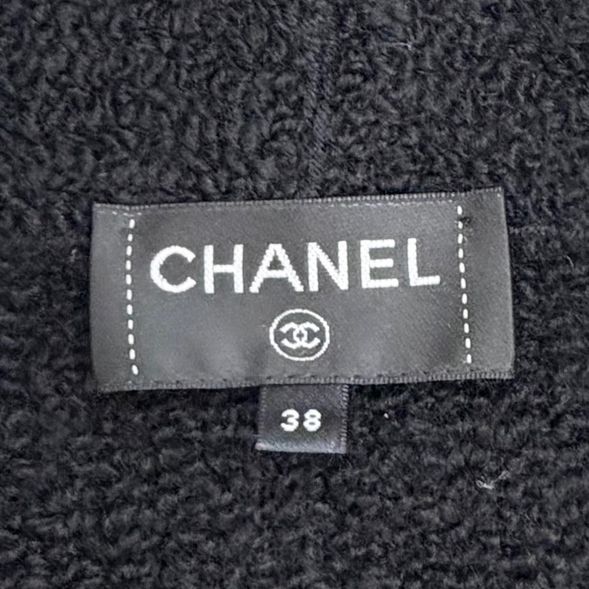 Chanel Cashmere Wool Lion Button Cuff Ruffle V-neck Long Sleeve Knit Cardigan — view 7