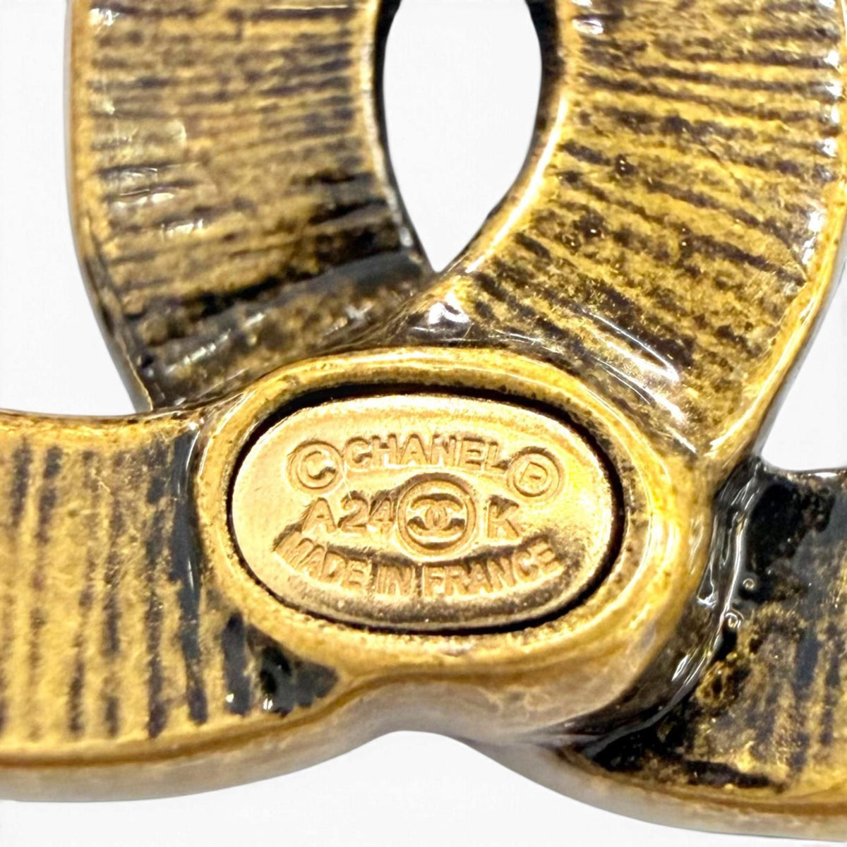 Chanel Metal CC Logo Earrings Antique Gold — view 7