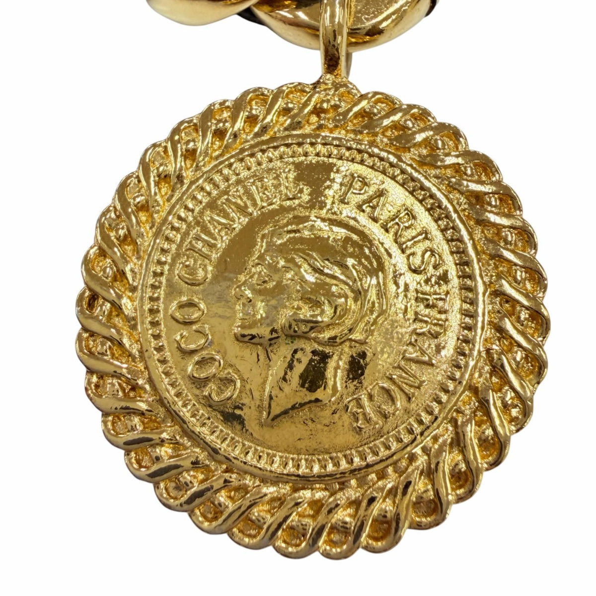 Chanel Vintage 31 Rue Cambon CC Logo Coin Motif Leather Usage Chain Belt Gold — view 4