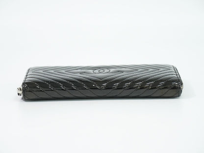 Chanel V-stitch Chevron CC Logo Round Zip Wallet Patent Leather Black — view 3