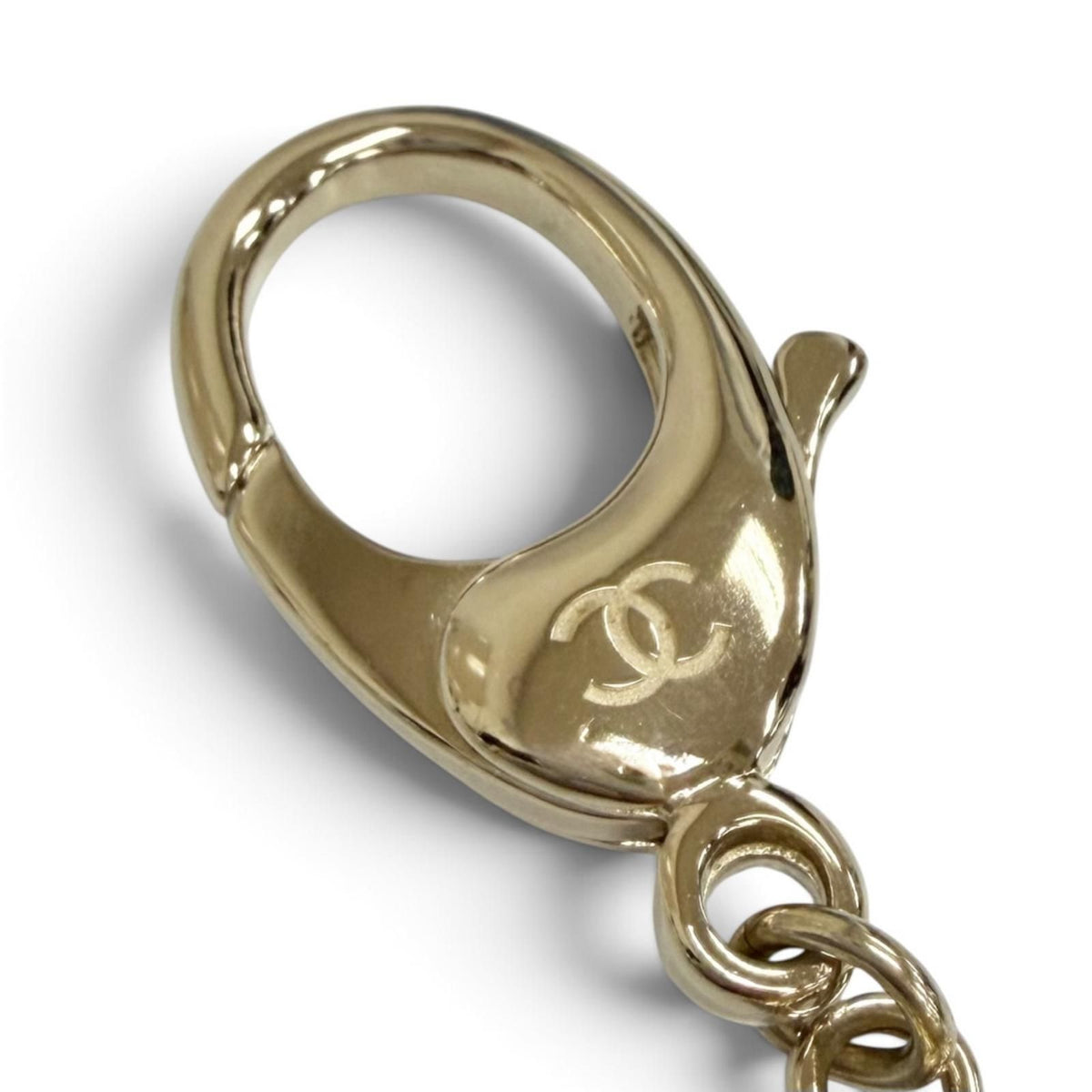Chanel CC Logo Rhinestone Camellia Quilted Bag Lion Key Holder Bag Charm — view 7