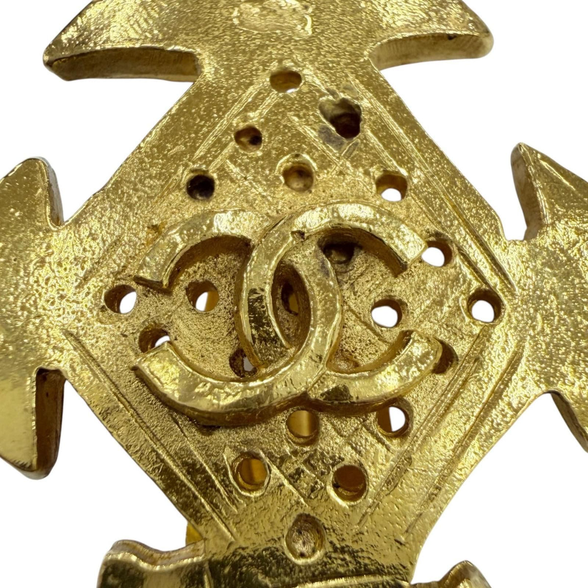 Chanel Vintage 04P Metal CC Logo Cross Motif Earrings Gold — view 5