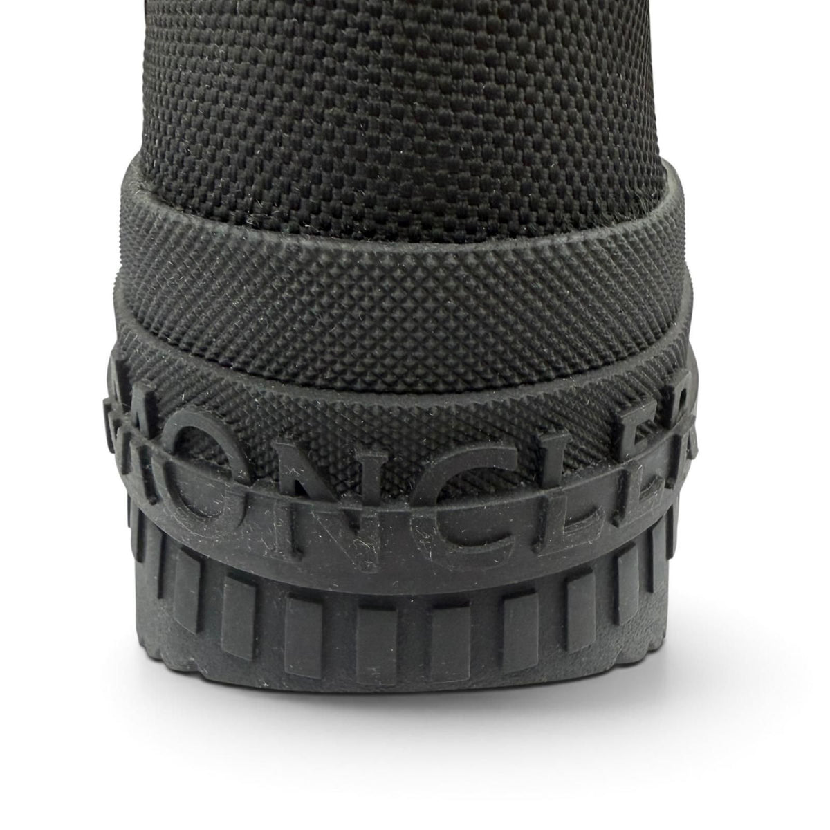 Moncler Genius 4 Hyke Desertyx Logo Design Zip UP Short Boots Black — view 8