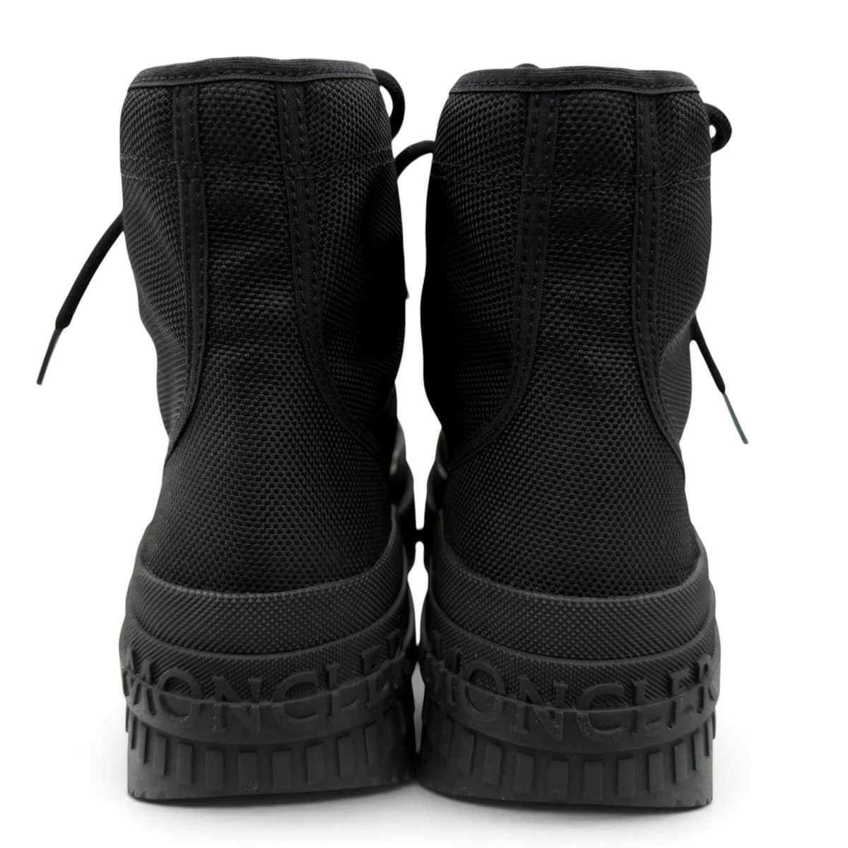 Moncler Genius 4 Hyke Desertyx Logo Design Zip UP Short Boots Black — view 4