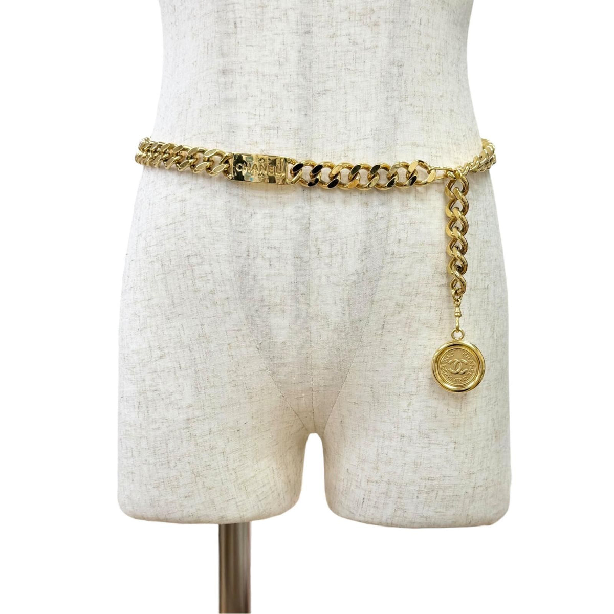 Chanel Vintage 94P CC Logo Coin Motif Plate Chain Belt Gold — view 3