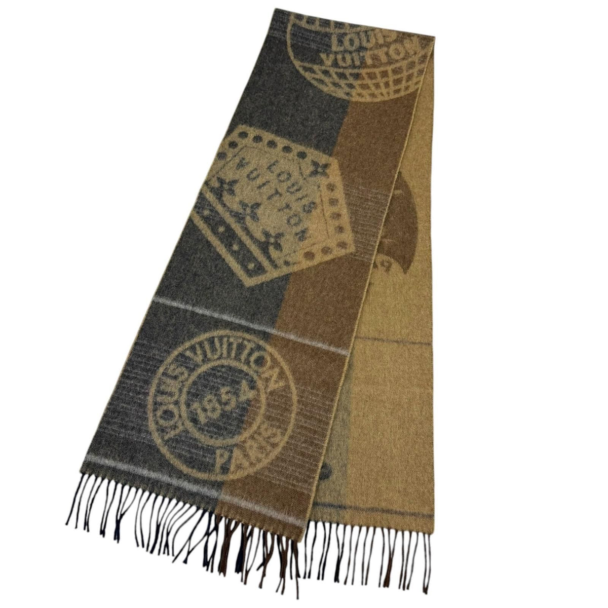 Louis Vuitton Angora Circle Logo Scarf — view 3