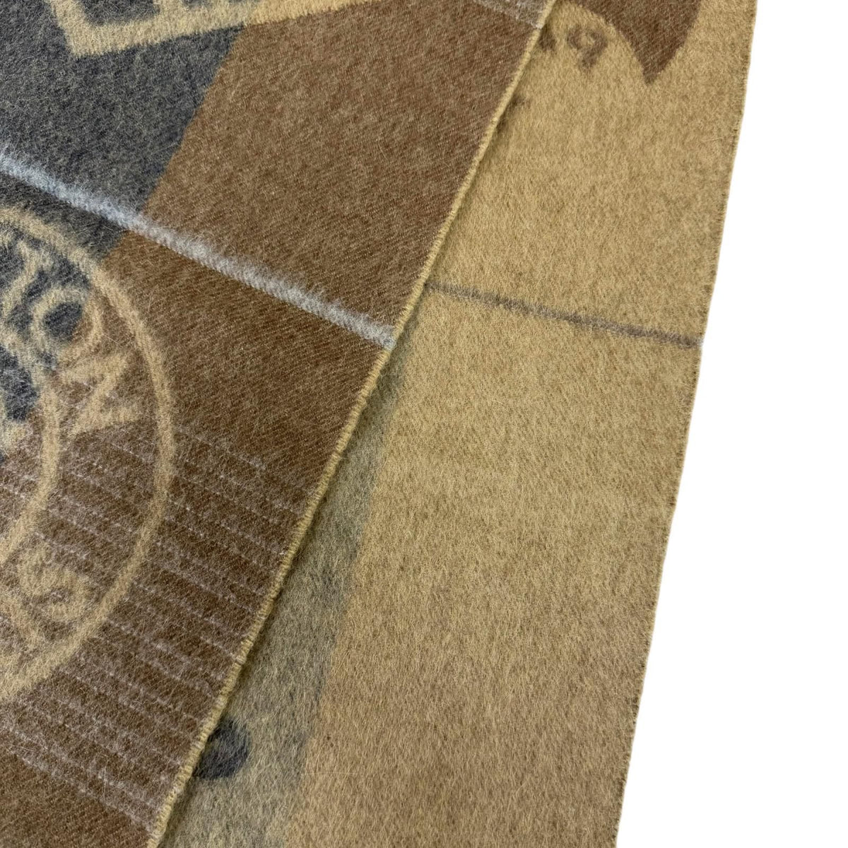 Louis Vuitton Angora Circle Logo Scarf — view 4